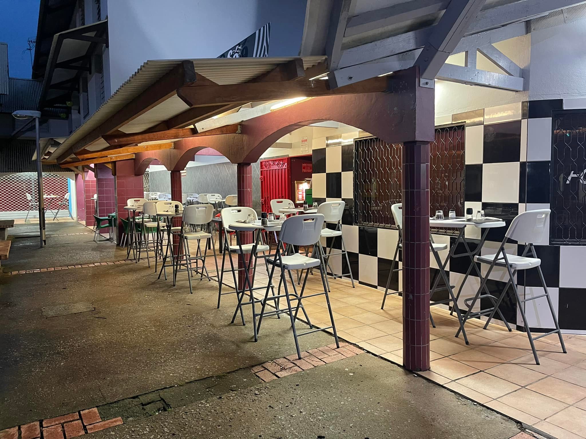 Le p'tit café,kourou,97310,Arrondissement de Cayenne,Guyane française